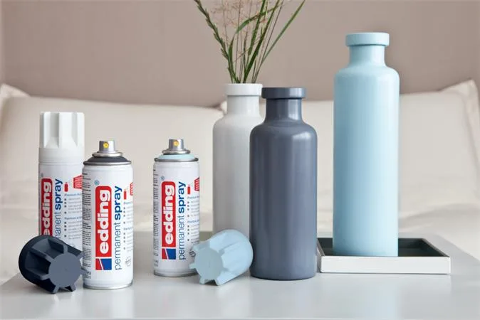 Akrylový sprej, 200ml, EDDING "5200", lesklá biela 7
