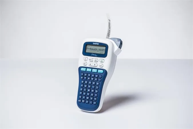 Štítkovač, elektrický, s páskou, BROTHER "PT-H107B" 2