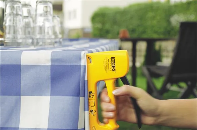 Zošívačka, 13/4-10, hobby, RAPID "R13E", žltá 3