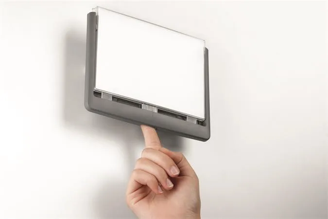 Informačná tabuľka, 149x105,5 mm, DURABLE "CLICK SIGN", sivá 4