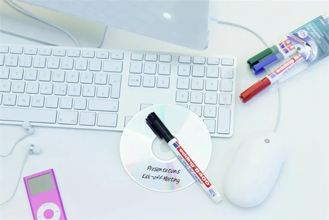 Popisovač na  CD/DVD "8400", modrý 3