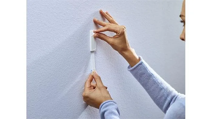 Nalepovací klinec na tapety a omietku, TESA "Powerstrips®" 3