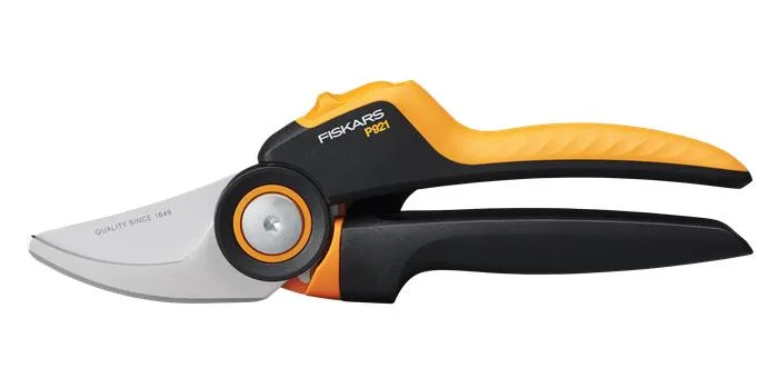 Dvojčepeľové záhradné nožnice, FISKARS "PowerGear P921 M" 2
