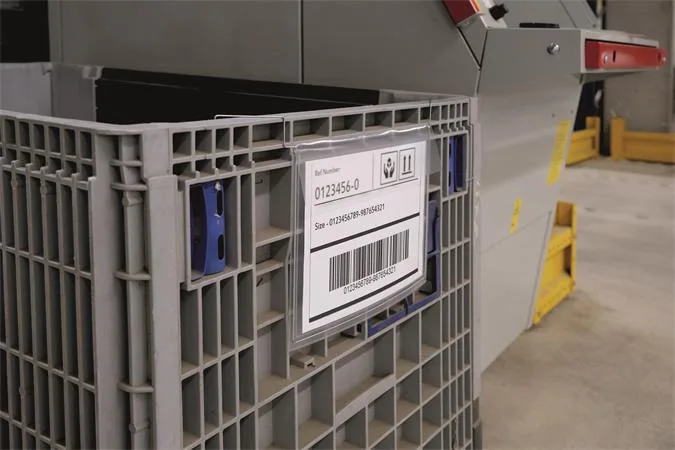 Logistický obal, A4, na šírku, DURABLE, s kovovou sponou, priehľadný 3