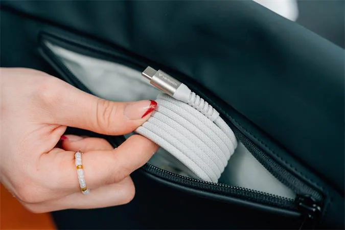 USB kábel, USB-C – USB-C, 1,2 m, 100W, magnetický, VERBATIM, sivý 5