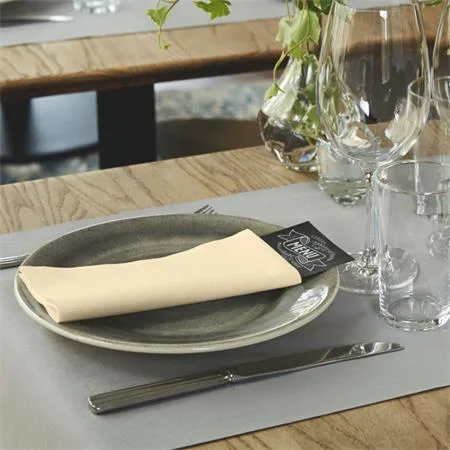 Servítky, priemyselne kompostovateľné, 1/8 ohyb, 1-vrstvové, 39x39 cm, Premium, TORK "LinStyle", šampanské 2